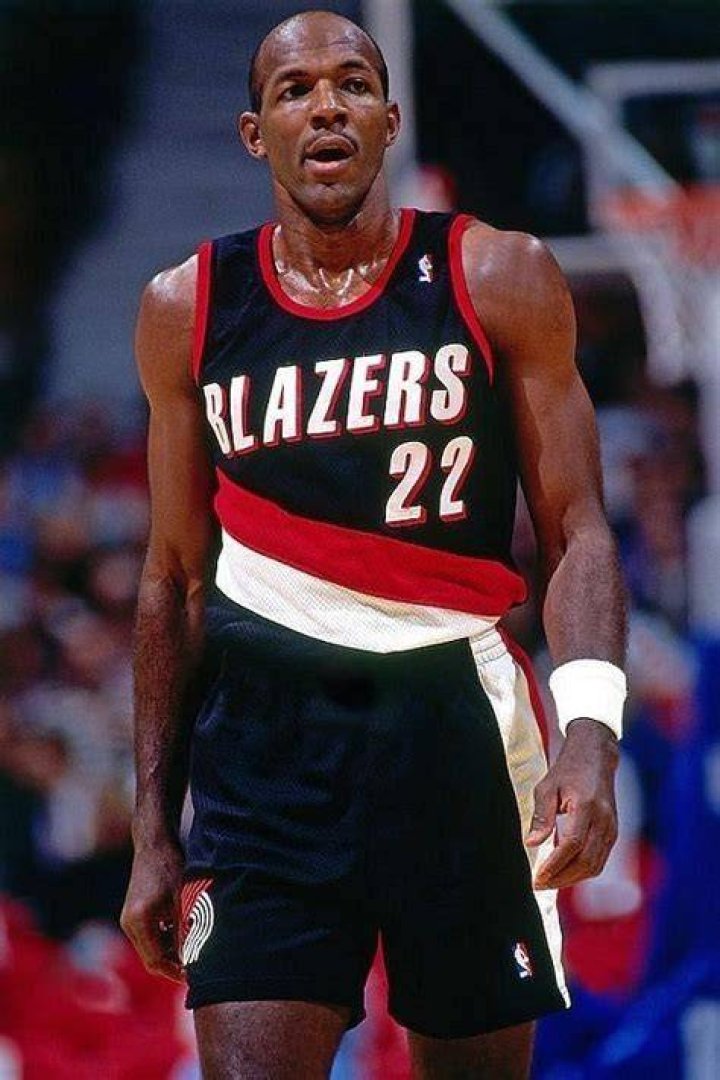 Clyde Drexler Net Worth: Details About Stats, Number, Age, Wife, Draft