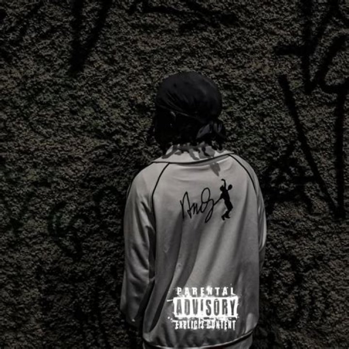 Money racks lyrics